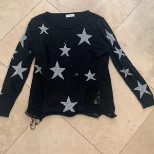 LOVE TREE light distressed sweater